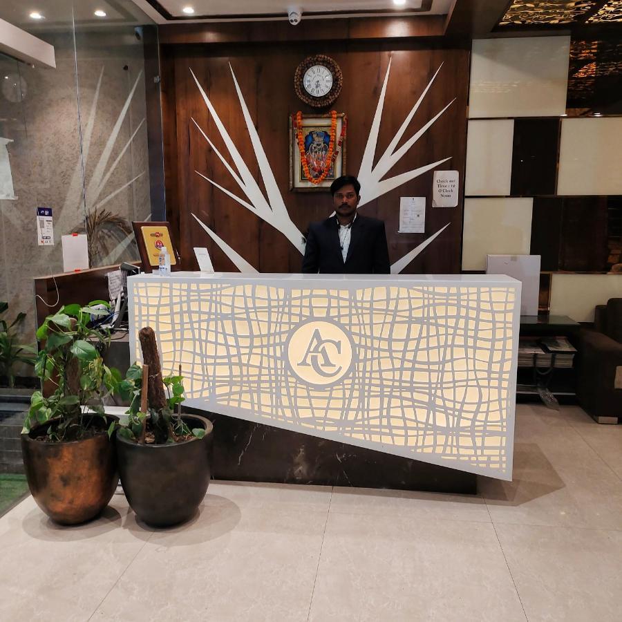 Ananda Castle Otel Vrindāvan Dış mekan fotoğraf