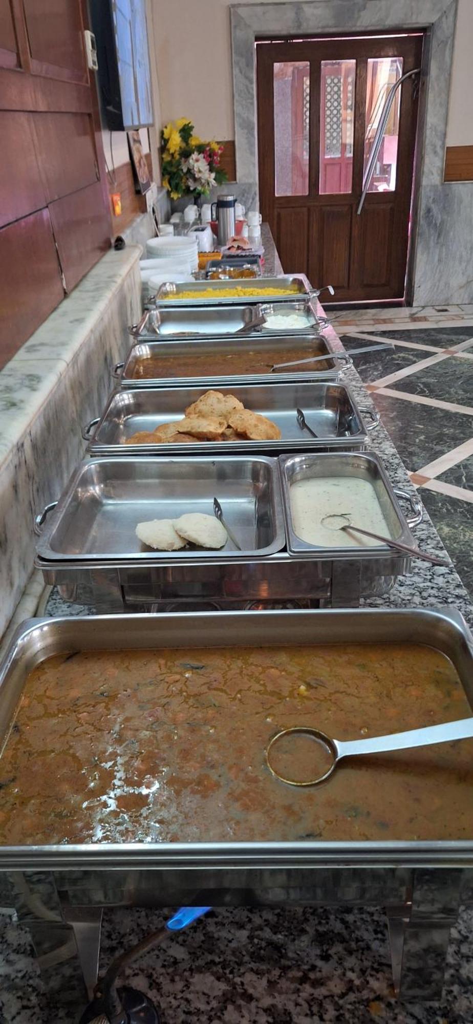 Ananda Castle Otel Vrindāvan Dış mekan fotoğraf